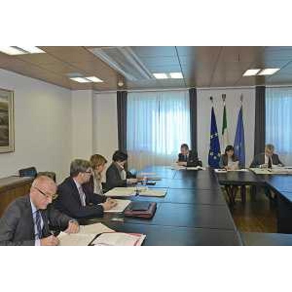 Debora Serracchiani (Presidente Regione Friuli Venezia Giulia) presiede la riunione della Giunta regionale - Udine 21/10/2016