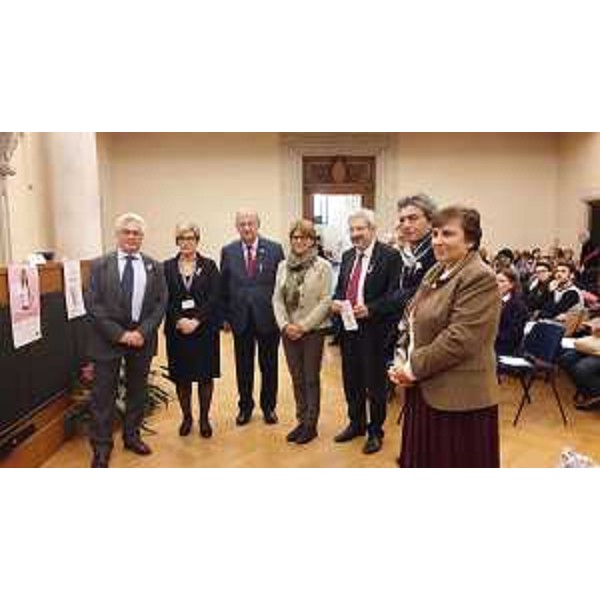 Giorgio Arpino (Presidente LILT Udine), Maria Sandra Telesca (Assessore regionale Salute) e Furio Honsell (Sindaco Udine) al convegno "Il carcinoma mammario nell'era dell'analisi molecolare" organizzato dalla sezione provinciale della Lega Italiana per la Lotta contro i Tumori (LILT) - Udine 22/10/2016