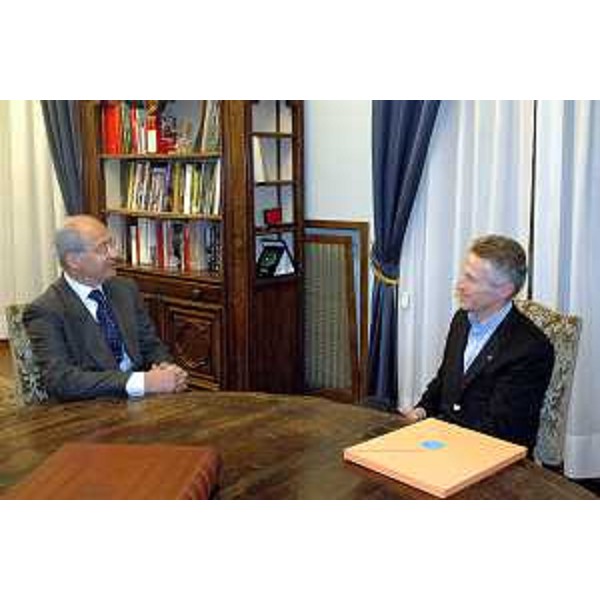 Riccardo Illy (Presidente Regione Friuli Venezia Giulia) e Gianfranco Giorgolo (Ambasciatore d'Italia in Giordania) (Trieste, 27/12/05)