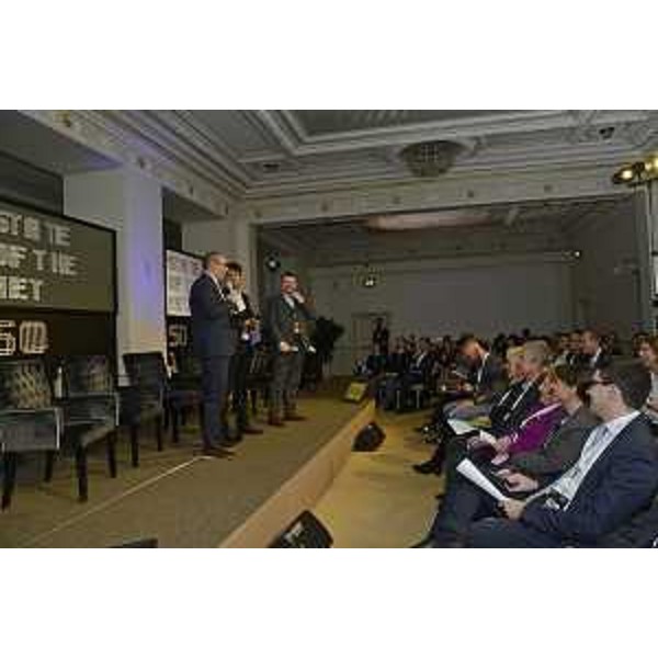 Simone Puksic (Presidente Insiel S.p.A.) e Debora Serracchiani (Presidente Regione Friuli Venezia Giulia) alla conferenza "State of the Net 2016" allo Starhotels Savoia Excelsior Palace - Trieste 28/10/2016