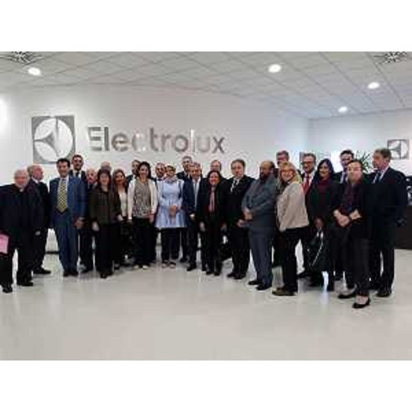 Sergio Bolzonello (Vicepresidente Regione Friuli Venezia Giulia e assessore Attività produttive) alla Electrolux Professional insieme alla delegazione di ambasciatori presso la Santa Sede - Pordenone 28/10/2016