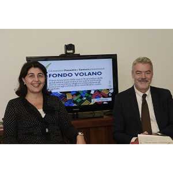 Gli assessori regionali Mariagrazia Santoro (Infrastrutture e Territorio) e Paolo Panontin (Autonomie locali e Coordinamento Riforme) alla presentazione del primo resoconto del Fondo Volano - Udine 02/11/2016