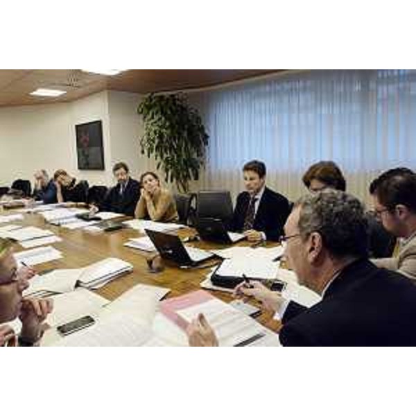 Sergio Bolzonello (Vicepresidente Regione FVG e assessore Attività produttive, Turismo e Cooperazione) durante la riunione della II Commissione consiliare per l'illustrazione del ddl 161 "Disposizioni per l'adeguamento e la razionalizzazione della normativa regionale in materia di commercio", dello stralcio 129-01 "Modifiche all'articolo 84 bis della legge regionale 29/2005 concernente il Centro di assistenza tecnica alle imprese del terziario", del ddl 162 "Disciplina delle politiche regionali nel settore turistico e dell'attrattività del territorio regionale nonché modifiche alle leggi regionali 2/2002, 29/2005, 4/2016, 18/2015 in materia di turismo" e dello stralcio 101-01 "Modifica all'articolo 11 della legge regionale 25/1996 in materia di agriturismi" - Udine 02/11/2016