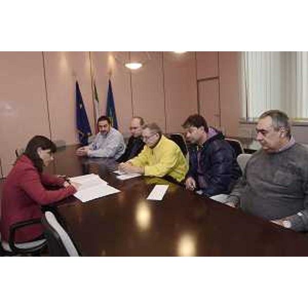 Debora Serracchiani (Presidente Regione Friuli Venezia Giulia) incontra rappresentanti sindacali di Leonardo Finmeccanica - Gorizia 07/11/2016