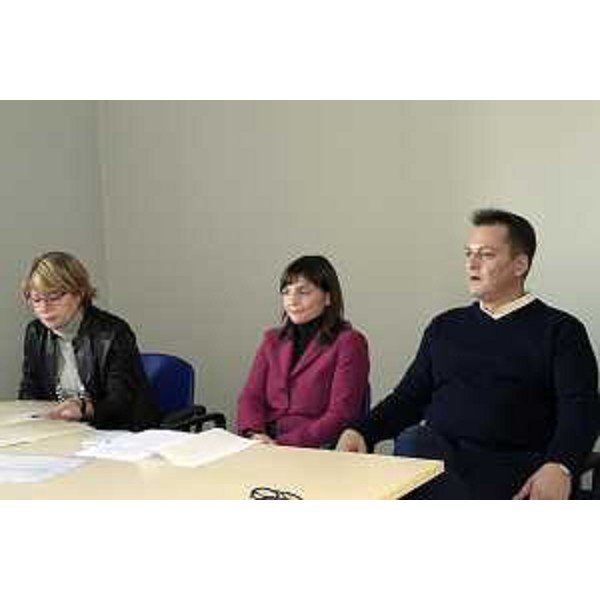 Maria Sandra Telesca (Assessore regionale Salute, Integrazione socio-sanitaria, Politiche sociali e Famiglia), Debora Serracchiani (Presidente Regione Friuli Venezia Giulia) e Dario Raugna (Sindaco Grado) all'inaugurazione del Centro di Assistenza Primaria (CAP), presso il Distretto sanitario - Grado 07/11/2016