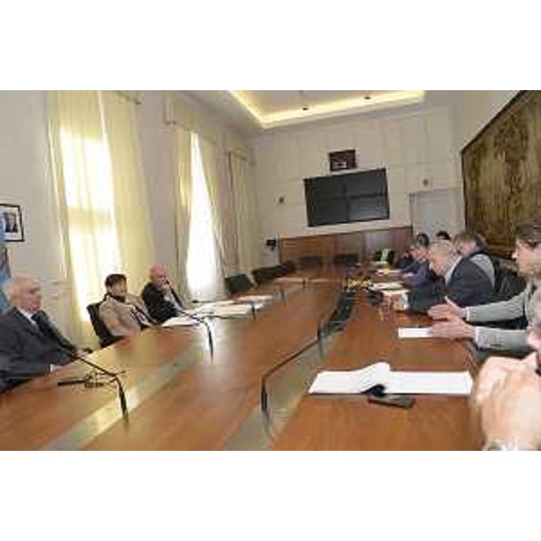 Giovanni Arvedi (Fondatore Gruppo Arvedi) e Debora Serracchiani (Presidente Regione Friuli Venezia Giulia) incontrano rappresentanti sindacali dei lavoratori della Ferriera di Servola - Trieste 09/11/2016