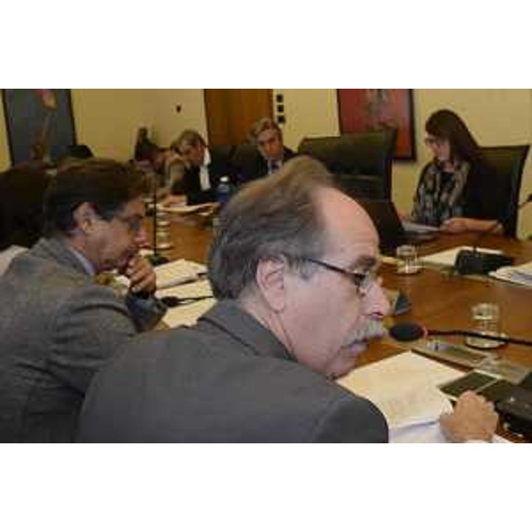 Vincenzo Martines (Presidente V Commissione) e Gianni Torrenti (Assessore regionale Cultura, Sport e Solidarietà) durante la seduta della V Commissione consiliare - Trieste 10/11/2016