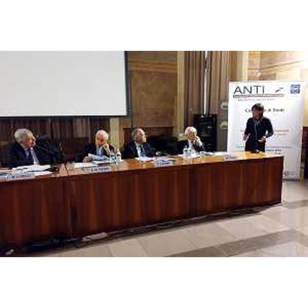 Debora Serracchiani (Presidente Regione Friuli Venezia Giulia) al convegno di studi "IVA: fra detraibilità e detrazione, aspetti amministrativi e penali", organizzato dall'Associazione Nazionale Tributaristi Italiani (ANTI) - Udine 11/11/2016