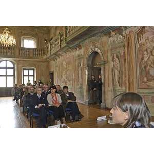 Sergio Bolzonello (Vicepresidente Regione FVG e assessore Attività produttive, Turismo e Cooperazione), Mariagrazia Santoro (Assessore regionale Infrastrutture e Territorio) e Debora Serracchiani (Presidente Regione Friuli Venezia Giulia) alla presentazione di "Tolmezzo città alpina del 2017", a Palazzo Linussio - Tolmezzo 11/11/2016