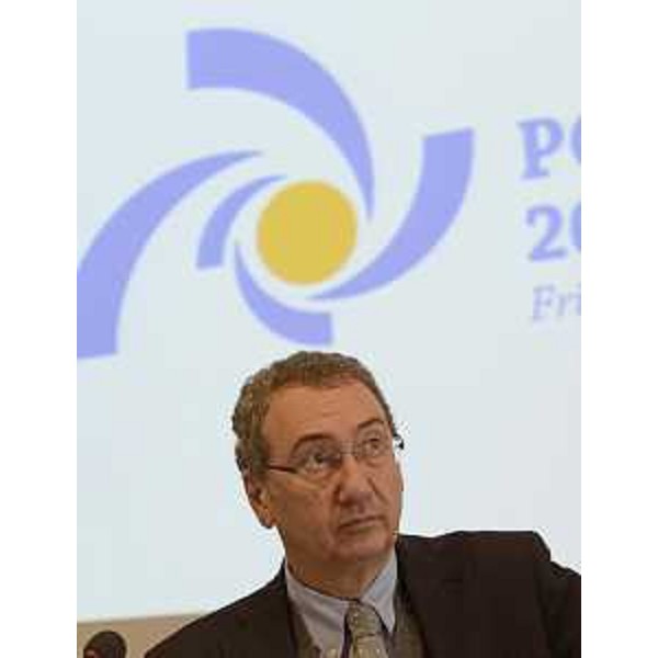 Sergio Bolzonello (Vicepresidente Regione FVG e assessore Attività produttive, Turismo e Cooperazione) alla riunione annuale del Comitato di sorveglianza del POR FESR 2014-2020 - Udine 15/11/2016