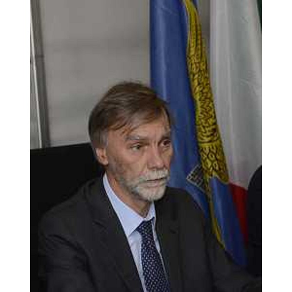 Graziano Delrio (Ministro Infrastrutture e Trasporti) alla cerimonia per la posa della prima pietra del terzo lotto della terza corsia dell'Autostrada A4, tratto Alvisopoli-Gonars - Ronchis (UD) 23/11/2016