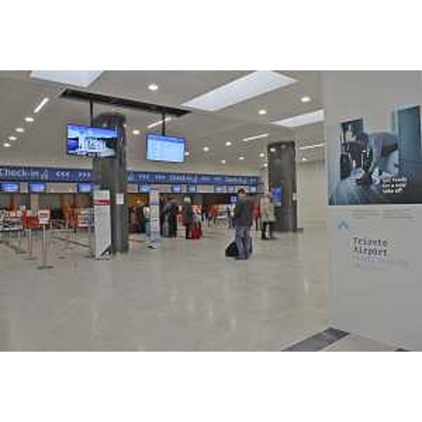 Aeroporto Friuli Venezia Giulia - Ronchi dei Legionari 25/11/2016