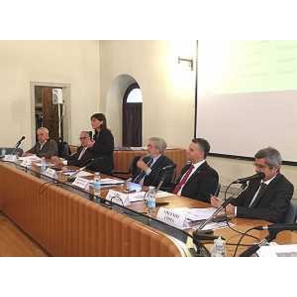 Debora Serracchiani (Presidente Regione Friuli Venezia Giulia) al convegno "Coping, resilienza e innovazione ovvero come la conoscenza possa aiutare a superare, con gradualità, i traumi e le difficoltà della vita" - Venzone 26/11/2016