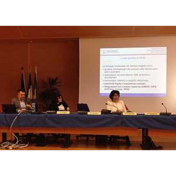 Mariagrazia Santoro (Assessore regionale Infrastrutture e Territorio) al seminario "Programmare e costruire al tempo del pareggio di Bilancio", nell'Auditorium Comelli della Regione Friuli Venezia Giulia - Udine 29/11/2016