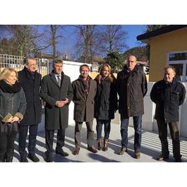 Gessica Snidero (Consigliera comunale), Sergio Bolzonello (Vicepresidente Regione FVG e assessore Attività produttive, Turismo e Cooperazione), Mariano Zufferli (Sindaco San Pietro al Natisone), Igor Gabrovec (Vicepresidente Consiglio regionale), Claudia Cantoni e Tiziano Manzini (Vicesindaco e assessore Bilancio Comune San Pietro al Natisone) e Giorgio Banchig (Presidente Istituto Cultura Slovena) - San Pietro al Natisone 30/11/2016