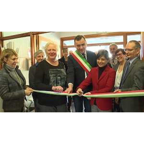 Maria Sandra Telesca (Assessore regionale Salute), Renato Carlantoni (Sindaco Tarvisio), Debora Serracchiani (Presidente Regione Friuli Venezia Giulia) e Pierpaolo Benetollo (Direttore generale AAS n. 3) all'inaugurazione del Centro di Assistenza Primaria (CAP) di montagna 2.1 sede di Tarvisio - 30/11/2016