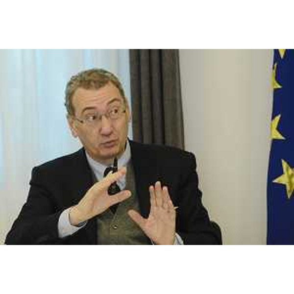 Sergio Bolzonello (Vicepresidente Regione FVG e assessore Attività produttive, Turismo e Cooperazione) durante la riunione della Giunta regionale - Udine 02/12/2016