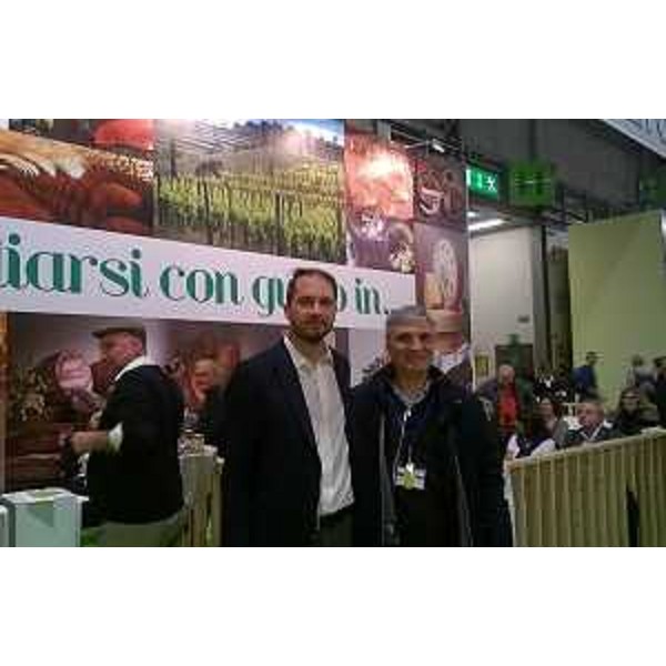 Cristiano Shaurli (Assessore regionale Risorse agricole e forestali) e Antonio Intiglietta (Presidente Artigiano in Fiera) alla ventunesima edizione de L'Artigiano in Fiera - Milano 09/12/2016