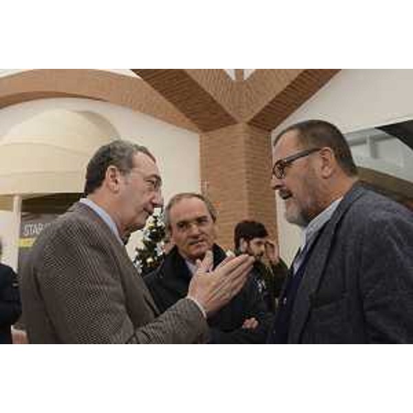 Sergio Bolzonello (Vicepresidente Regione FVG e assessore Attività produttive, Turismo e Cooperazione) e Antonio Maria Bardelli (Patron Città Fiera) all'inaugurazione della Basketball House, al secondo piano della nuova ala del Centro commerciale Città Fiera - Torreano di Martignacco 12/12/2016