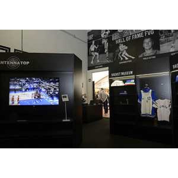 La Basketball House, inaugurata oggi al secondo piano della nuova ala del Centro commerciale Città Fiera - Torreano di Martignacco 12/12/2016