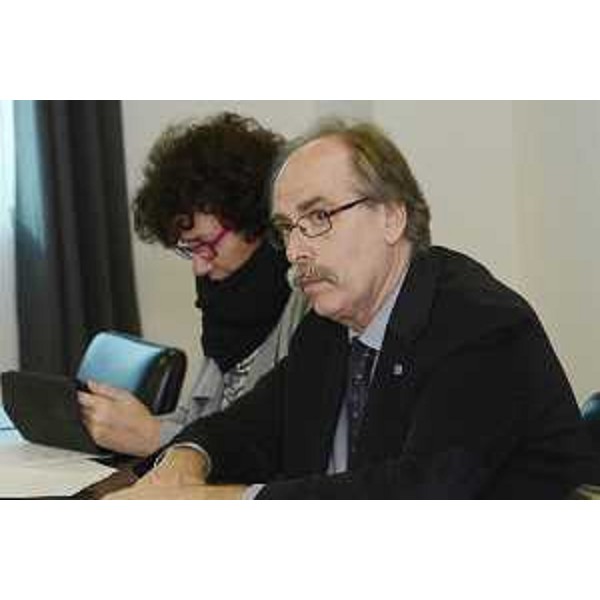 Gli assessori regionali Loredana Panariti (Lavoro, Formazione, Istruzione, Pari Opportunità, Politiche giovanili, Ricerca e Università) e Gianni Torrenti (Cultura, Sport e Solidarietà) durante la riunione della Giunta regionale del Friuli Venezia Giulia - Udine 09/12/2016