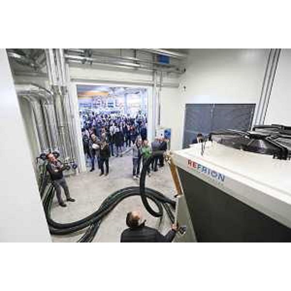 Il laboratorio climatico dell'Azienda Refrion, dedicato ai test di prestazioni delle unità di raffreddamento per applicazioni industriali, nel giorno dell'ianugurazione - Flumignano di Talmassons 17/12/2016 (Foto FULVIO Udine)