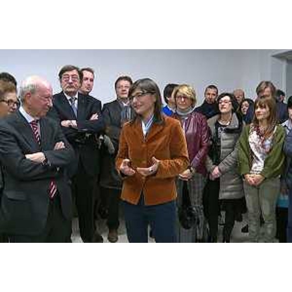 Mario Brancati (Consulta regionale Associazioni Persone disabili e loro Famiglie FVG), Franco Bosio (Presidente Cooperativa Grado Riabilita), Debora Serracchiani (Presidente Regione Friuli Venezia Giulia) e gli assessori regionali Maria Sandra Telesca (Salute) e Sara Vito (Ambiente) alla cerimonia di apertura dell'Ospizio Marino - Grado 17/12/2016