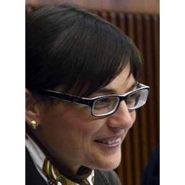 Debora Serracchiani (Presidente Regione Friuli Venezia Giulia) durante il dibattito generale sul "Documento di economia e finanza regionale", sul ddl n. 167 "Legge collegata alla manovra di Bilancio 2017-2019", sul ddl n. 168 "Legge di Stabilità 2017" e sul ddl n. 169 "Bilancio di previsione per gli anni 2017-2019 e per l'anno 2017", nell'Aula del Consiglio regionale - Trieste 16/12/2016