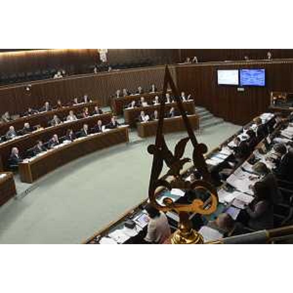 L'Aula del Consiglio regionale del Friuli Venezia Giulia durante il dibattito generale sul "Documento di economia e finanza regionale", sul ddl n. 167 "Legge collegata alla manovra di Bilancio 2017-2019", sul ddl n. 168 "Legge di Stabilità 2017" e sul ddl n. 169 "Bilancio di previsione per gli anni 2017-2019 e per l'anno 2017" - Trieste 16/12/2016