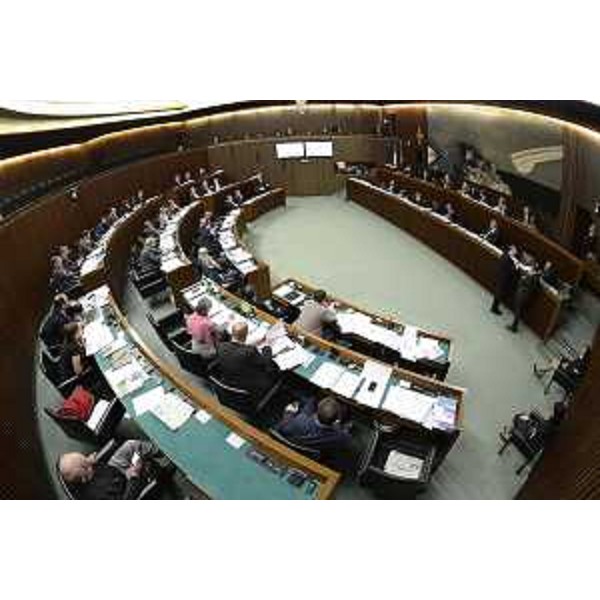 L'Aula del Consiglio regionale del Friuli Venezia Giulia durante il dibattito generale sul "Documento di economia e finanza regionale", sul ddl n. 167 "Legge collegata alla manovra di Bilancio 2017-2019", sul ddl n. 168 "Legge di Stabilità 2017" e sul ddl n. 169 "Bilancio di previsione per gli anni 2017-2019 e per l'anno 2017" - Trieste 16/12/2016