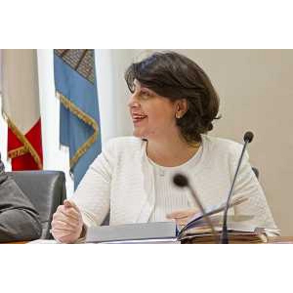 Mariagrazia Santoro (Assessore regionale Infrastrutture e Territorio) al Tavolo di presentazione del bilancio sociale delle cinque Aziende Territoriali per l'Edilizia Residenziale (ATER) del FVG - Trieste 20/12/2016