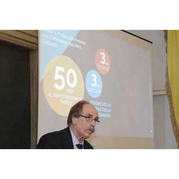 Gianni Torrenti (Assessore regionale Cultura, Sport e Solidarietà) durante la conferenza stampa di fine anno - Trieste 23/12/2016