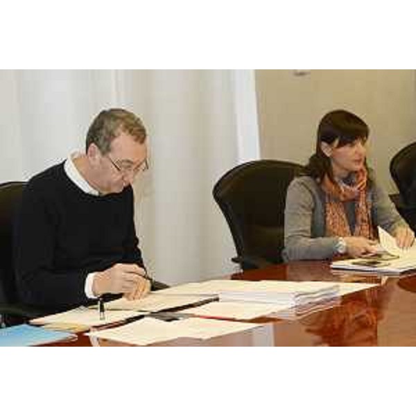 Sergio Bolzonello (Vicepresidente Regione FVG e assessore Attività produttive, Turismo e Cooperazione) e Debora Serracchiani (Presidente Regione Friuli Venezia Giulia) durante la riunione della Giunta - Trieste 29/12/2016