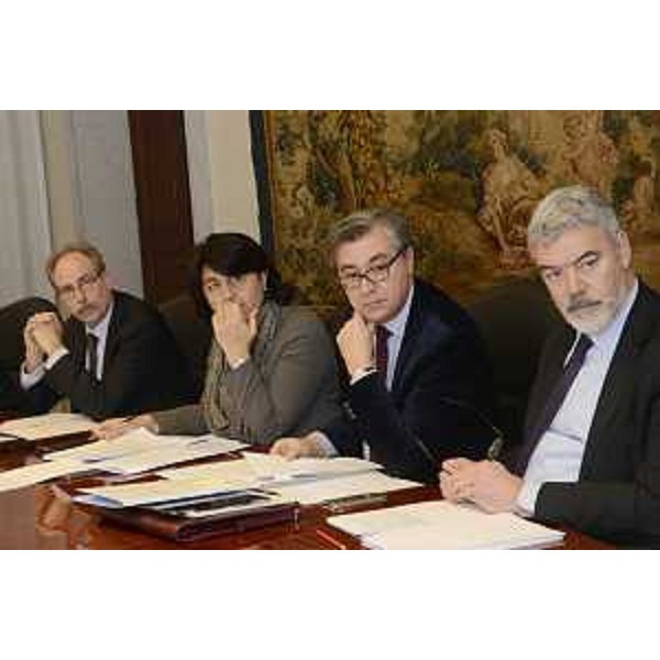 Gli assessori regionali Gianni Torrenti (Cultura, Sport e Solidarietà), Mariagrazia Santoro (Infrastrutture e Territorio), Francesco Peroni (Finanze, Patrimonio, Coordinamento e Programmazione Politiche economiche e comunitarie) e Paolo Panontin (Autonomie locali e Coordinamento Riforme, Comparto unico, Sistemi informativi, Caccia e Risorse ittiche, delegato Protezione civile) durante la riunione della Giunta del Friuli Venezia Giulia - Trieste 29/12/2016