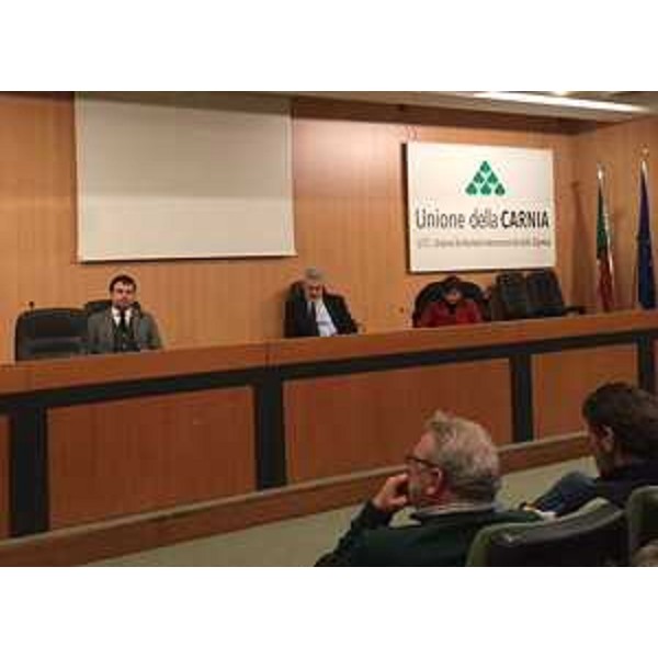 Francesco Brollo (Sindaco Tolmezzo), Paolo Panontin (Assessore regionale Autonomie locali e Coordinamento Riforme) e Debora Serracchiani (Presidente Regione Friuli Venezia Giulia) all'incontro con i sindaci dell'Unione Territoriale Intercomunale (UTI) della Carnia - Tolmezzo 09/01/2017