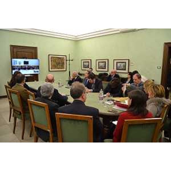 Incontro sull'accoglienza di migranti, con prefetti, amministratori locali, Debora Serracchiani (Presidente Regione Friuli Venezia Giulia) e Gianni Torrenti (Assessore regionale Solidarietà), in Prefettura - Trieste 09/01/2017 (Foto Prefettura Trieste)