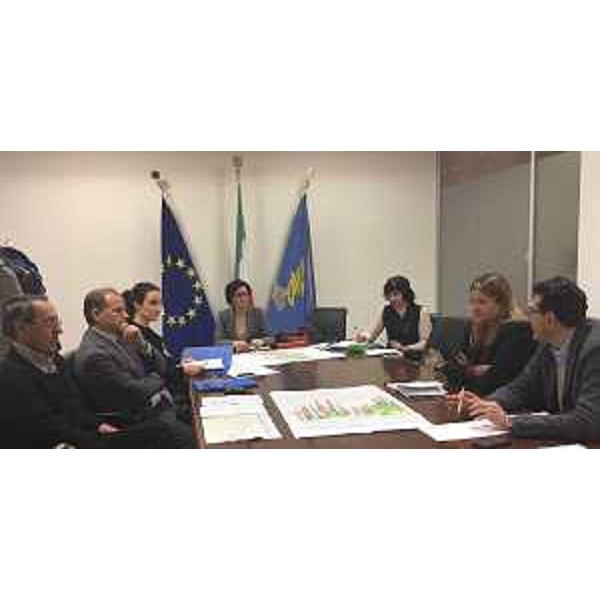 Sara Vito (Assessore regionale Ambiente ed Energia) all'incontro con il Consorzio di Bonifica Pianura Friulana sulla prevenzione del rischio idrogeologico - Udine 12/01/2017