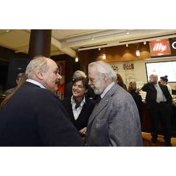 Oscar Farinetti (Fondatore Eataly), Debora Serracchiani (Presidente Regione Friuli Venezia Giulia) e Sergio Staino all'inaugurazione dello store di Eataly - Trieste 16/01/2017