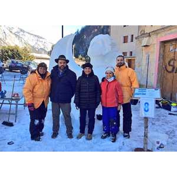 Debora Serracchiani (Presidente Regione Friuli Venezia Giulia) visita la seconda edizione di Snow Art accompagnata da Ivan Buzzi (Sindaco Pontebba) - Pontebba 22/01/2017