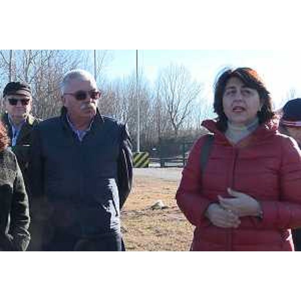 Mariagrazia Santoro (Assessore regionale Infrastrutture e Territorio) alla consegna dei lavori di asfaltatura dell'area demaniale in ambito portuale presso il Varco 2 del Porto - Monfalcone 21/01/2017