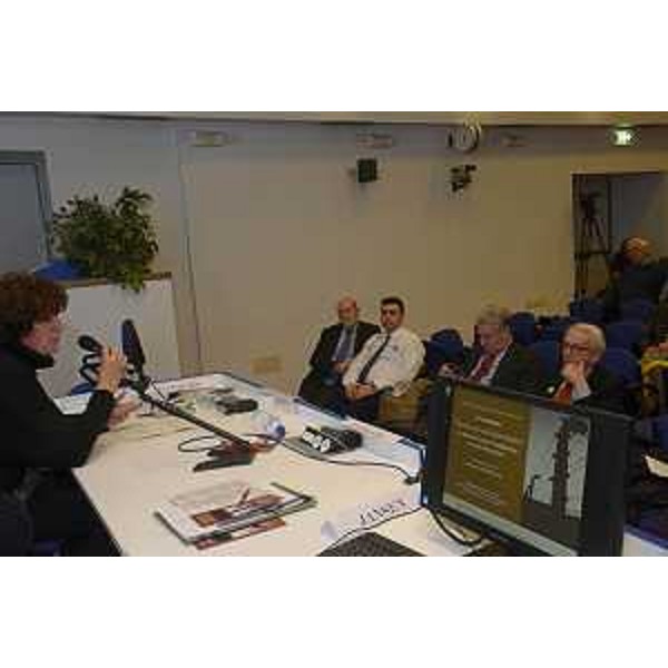 Loredana Panariti (Assessore regionale Lavoro, Formazione, Istruzione, Pari Opportunità, Politiche giovanili, Ricerca e Università) al 4° convegno "Convivere con Auschwitz - La Memoria contro l'indifferenza e la discriminazione" - Trieste 25/01/2017