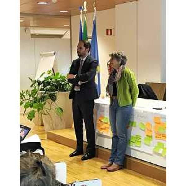 Cristiano Shaurli (Assessore regionale Risorse agricole e forestali) e Cristina Micheloni (Presidente regionale Associazione Italiana Agricoltura Biologica / AIAB) all'incontro sulla piattaforma OK-Net Arable - Udine 26/01/2017