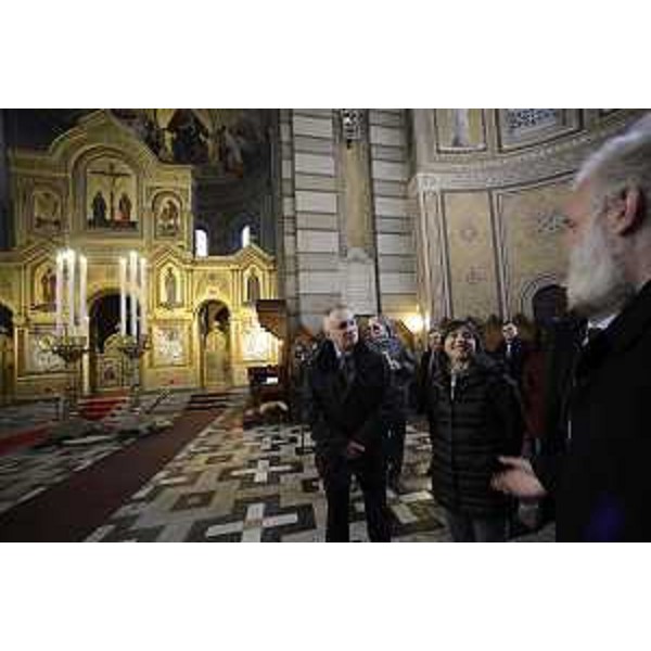 Zlatimir Selaković (Presidente Comunità religiosa Serbo-Ortodossa Trieste) e Debora Serracchiani (Presidente Regione Friuli Venezia Giulia) nella Chiesa di San Spiridione - Trieste 30/01/2017