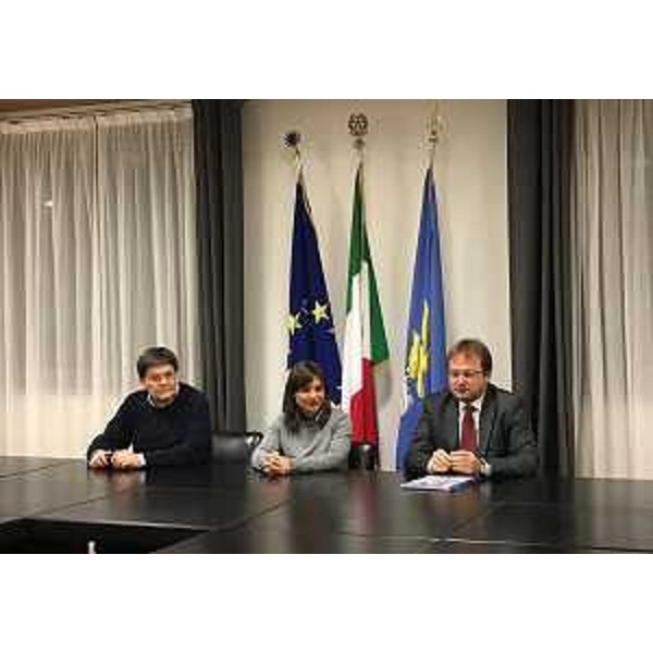 Sandro Didonè (Divisione Esercizio FVG Strade S.p.A.), Debora Serracchiani (Presidente Regione Friuli Venezia Giulia) e Giorgio Damiani (Presidente FVG Strade S.p.A.) - Udine 30/01/2017