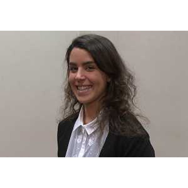 Marta Sfriso alla cerimonia di consegna del premio annuale alla tesi di laurea su politiche e interventi riguardanti i diritti e l'integrazione delle persone con disabilità (vinto con il lavoro "Il disturbo dello spettro autistico. Il disegno a supporto della comunicazione in un'analisi di caso.") - Trieste 30/01/2017