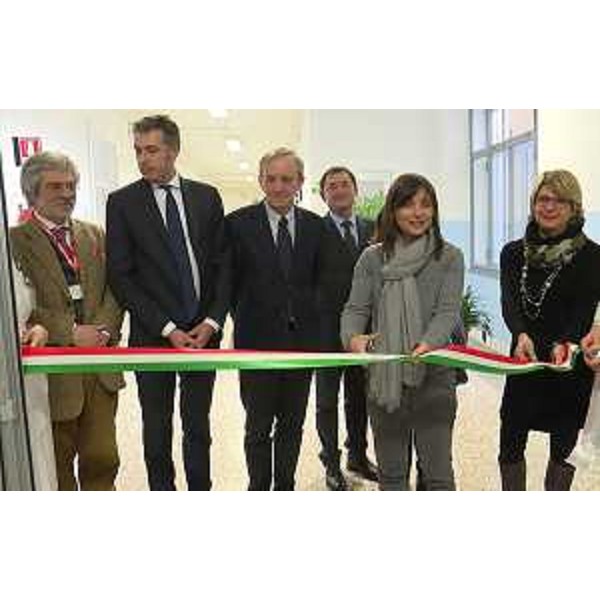 Debora Serracchiani (Presidente Regione Friuli Venezia Giulia) e Maria Sandra Telesca (Assessore regionale Salute) all'inaugurazione del Centro di Assistenza Primaria (CAP) - Cividale del Friuli 30/01/2017