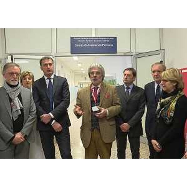 Mauro Delendi (Direttore generale Azienda Sanitaria Universitaria Integrata / ASUI Udine) e Maria Sandra Telesca (Assessore regionale Salute) all'inaugurazione del Centro di Assistenza Primaria (CAP) - Cividale del Friuli 30/01/2017