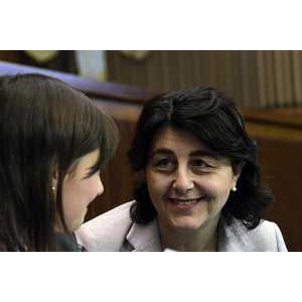 Mariagrazia Santoro (Assessore regionale Infrastrutture e Territorio) nell'Aula del Consiglio regionale - Trieste 01/02/2017