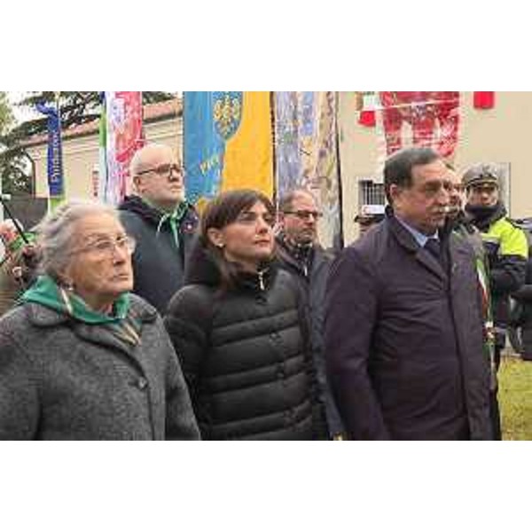 Debora Serracchiani (Presidente Regione Friuli Venezia Giulia) e Domenico Rossi (Sottosegretario Difesa) alle commemorazioni dell'eccidio di Porzus - Faedis 05/02/2017
