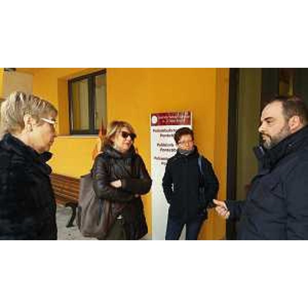 Gabriella Tavoschi (Responsabile Coordinamento socio-sanitario AAS n. 3), Maria Sandra Telesca (Assessore regionale Salute, Integrazione socio-sanitaria, Politiche sociali e Famiglia), Anna Anzilutti (Assessore Sanità Comune Pontebba) e Ivan Buzzi (Sindaco Pontebba) al Centro territoriale di Salute del Distretto 2 dell'Azienda per l'Assistenza Sanitaria (AAS) n. 3 Alto Friuli-Collinare-Medio Friuli - Pontebba 08/02/2017